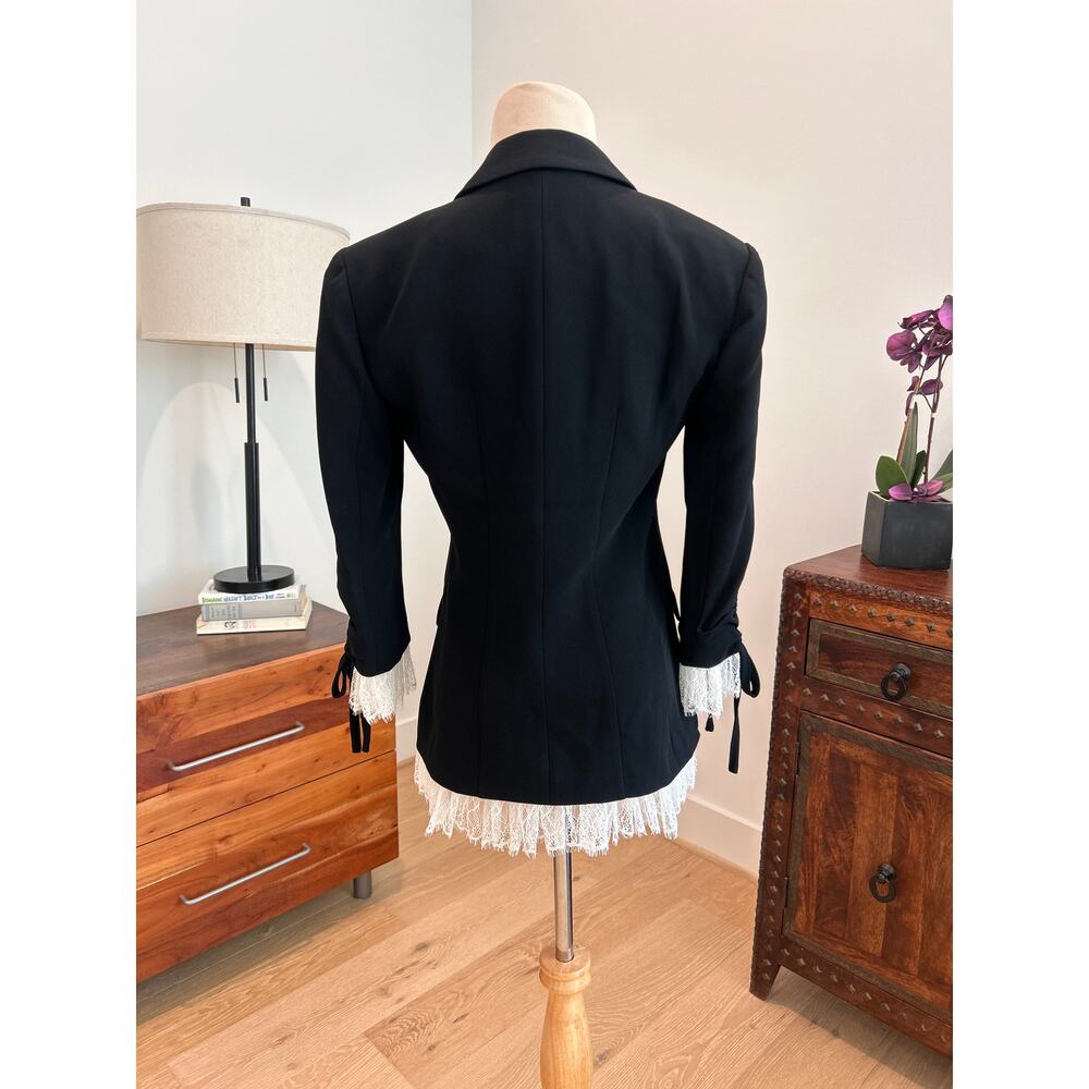 Cinq à Sept Roxie Blazer Rare Size 00 Black Ivory Lace NWT orig $695 - Picture 3 of 8